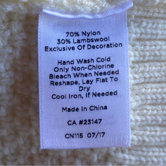 SOLD on Depop - Talbots Wool Crew Sweater Ribbon Bow Bell Sleeve Ivory White XL - Picture 9 of 15